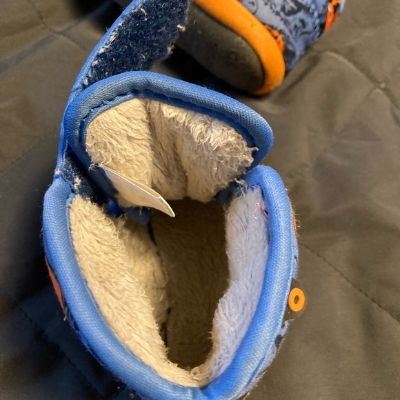 Infant Bogs Booties - Picture 2 of 4